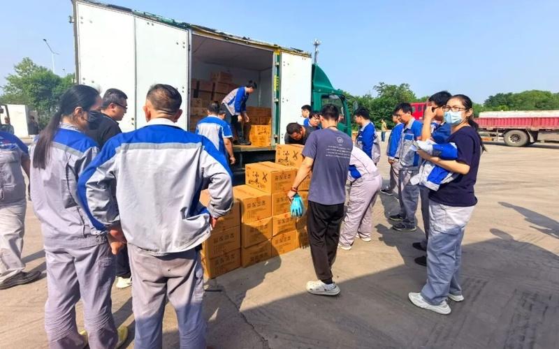 Chenming Group entrega beneficios del Festival de Medio Otoño, difundiendo mucho cuidado